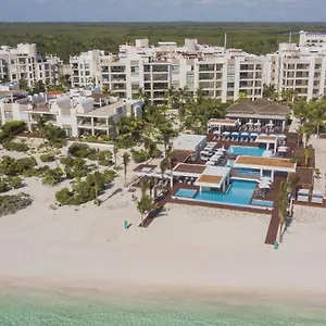 Beautiful Penthouse By The , Cancun Mexico